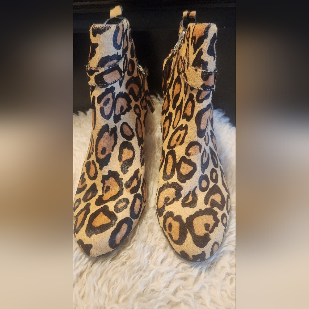 NWOT Sam Edelman Hair On Hide Leopard Print Booties